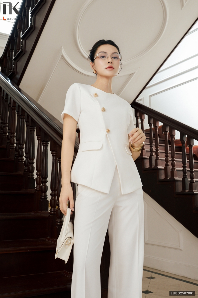 Bộ đồ LANCY cao cấp LUBD2507001