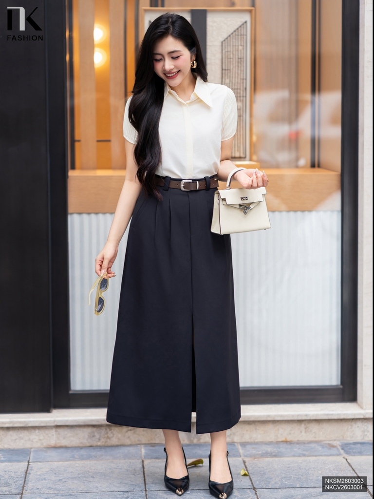 Chân váy kaki xẻ trước dễ mặc, hiện đại NKCV2603001