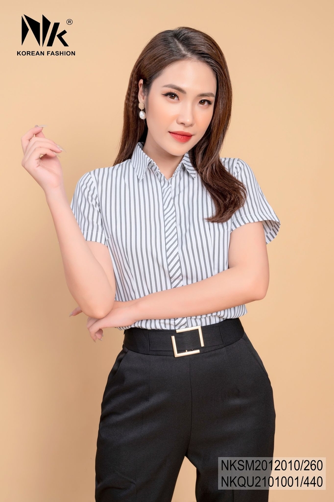 Sơ Mi Kẻ Nẹp Chéo Cộc Tay NKSM2012010