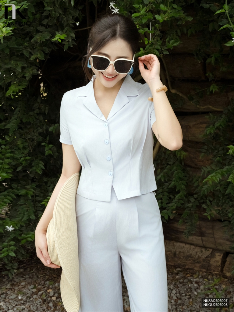 Sơ mi cổ ve súp gấu gọn gàng, xinh xắn NKSM2605007