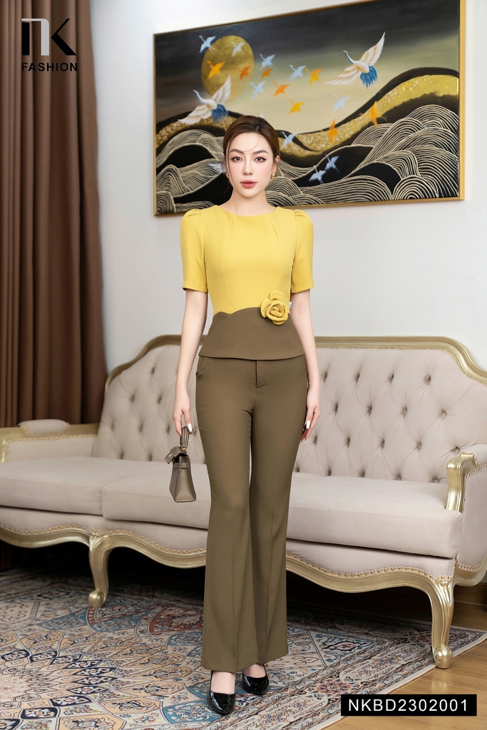 Bộ Đồ Phối Màu Hoa Eo NKBD2302001