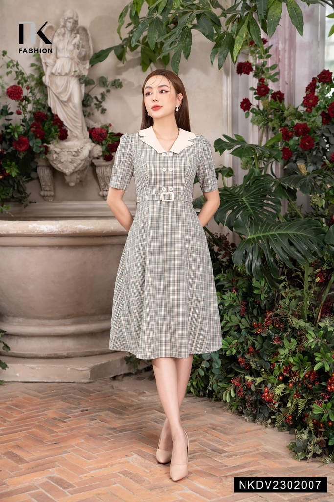 Đầm Kẻ Đai Bọc Phối Nữ Tính NKDV2302007