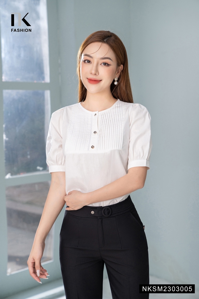 Áo Sơ Mi Cộc Tay Cổ Xếp 3 Cúc NKSM2303005