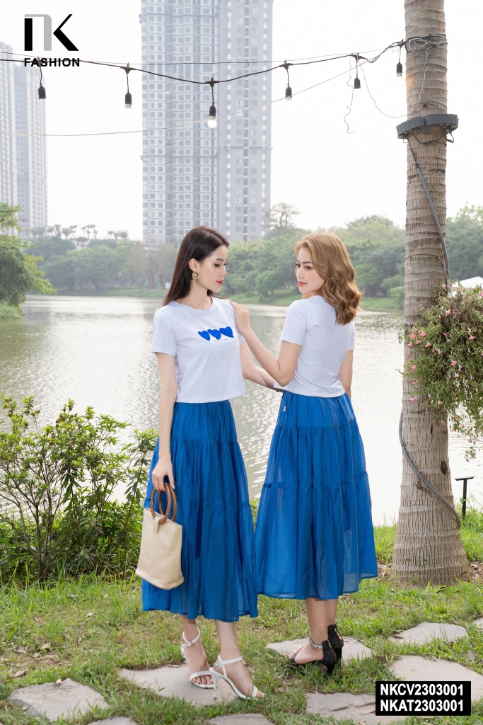 Áo Thun Croptop Ôm Suông Thêu Trái Tim NK - Fashion NKAT2303001