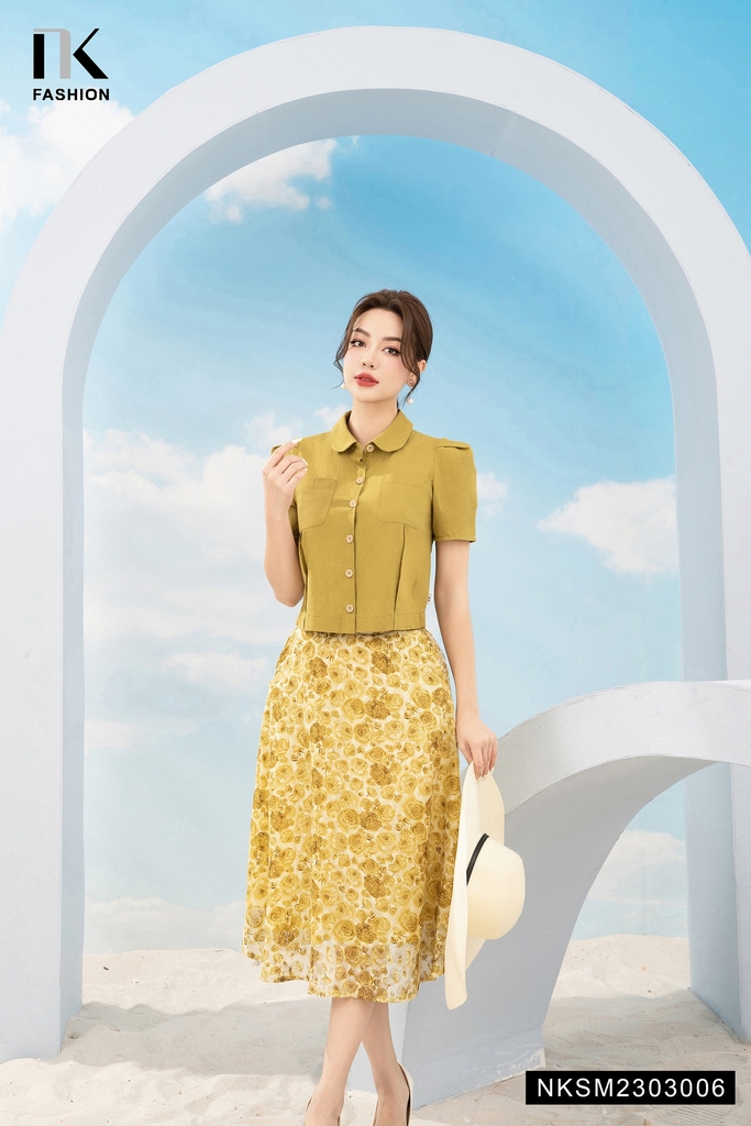 Áo Sơ Mi Cộc Tay Cổ Sen Túi Ngực NKSM2303006