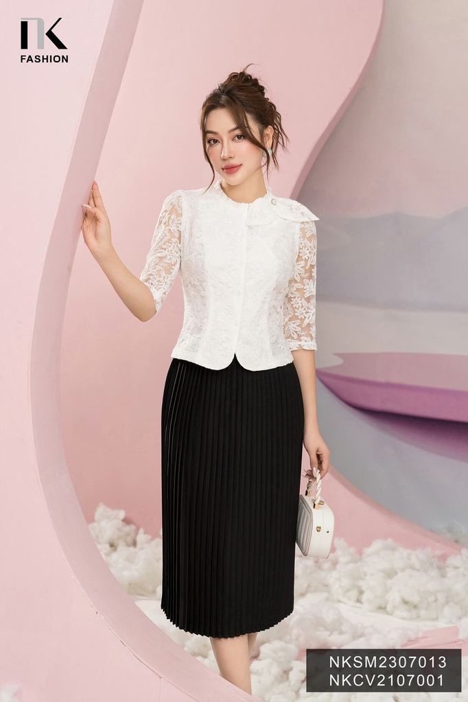 Áo Sơ Mi Ren Dáng Ôm Nơ Cổ Trẻ Trung, Cuốn Hút NKSM2307013