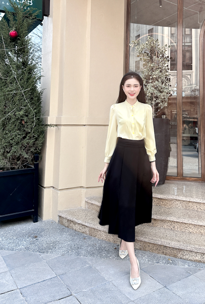 Chân Váy Xếp Ly Sườn NKCV2309003