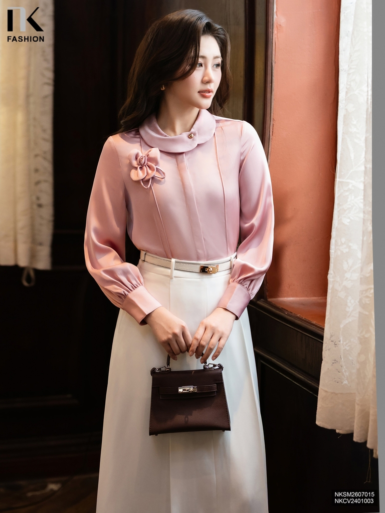 Sơ mi lụa hoa ngực NKSM2607015 (Áo rời - Không kèm CV/QU/PK)