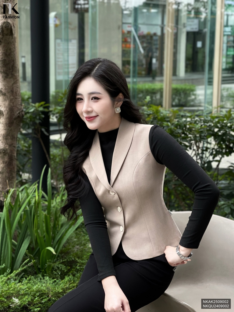 Gile 2 lớp cổ ve liền lịch sự, nhẹ nhàng NKAK2509002