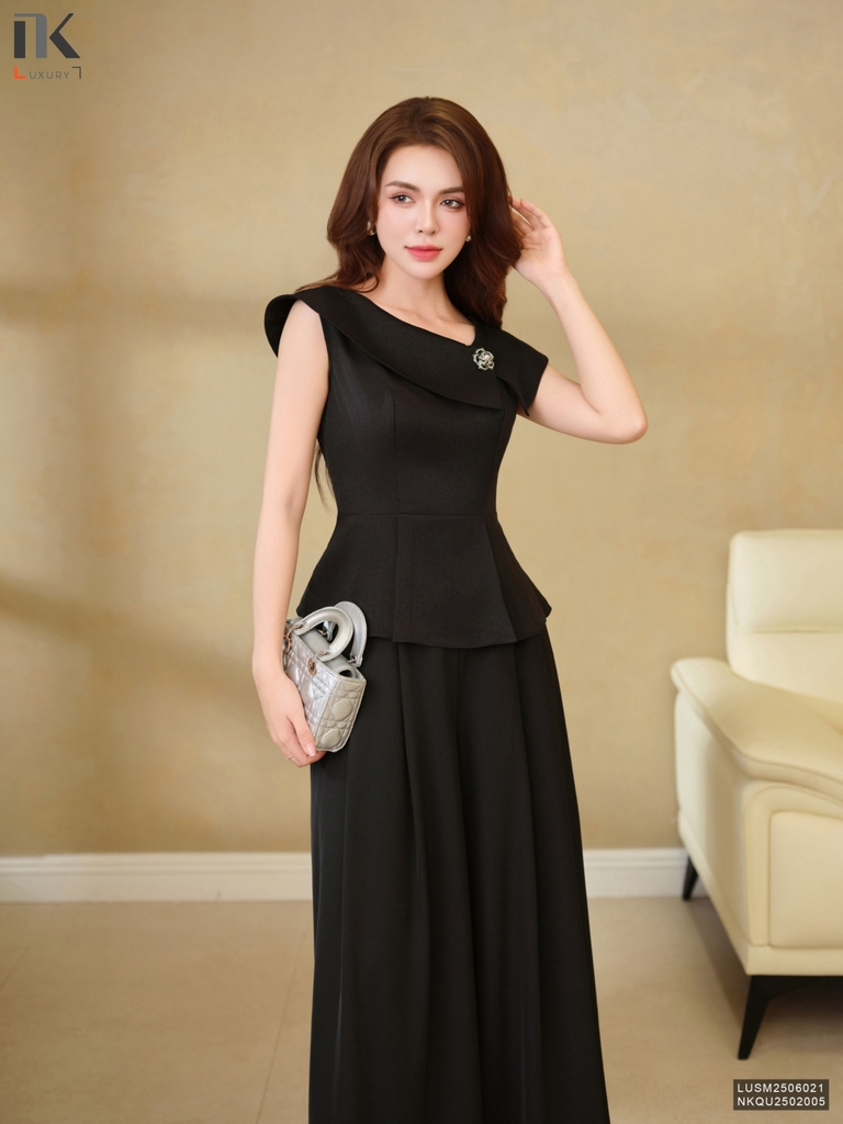 Sơ mi vai chùm chéo peplum xinh xắn LUSM2506021
