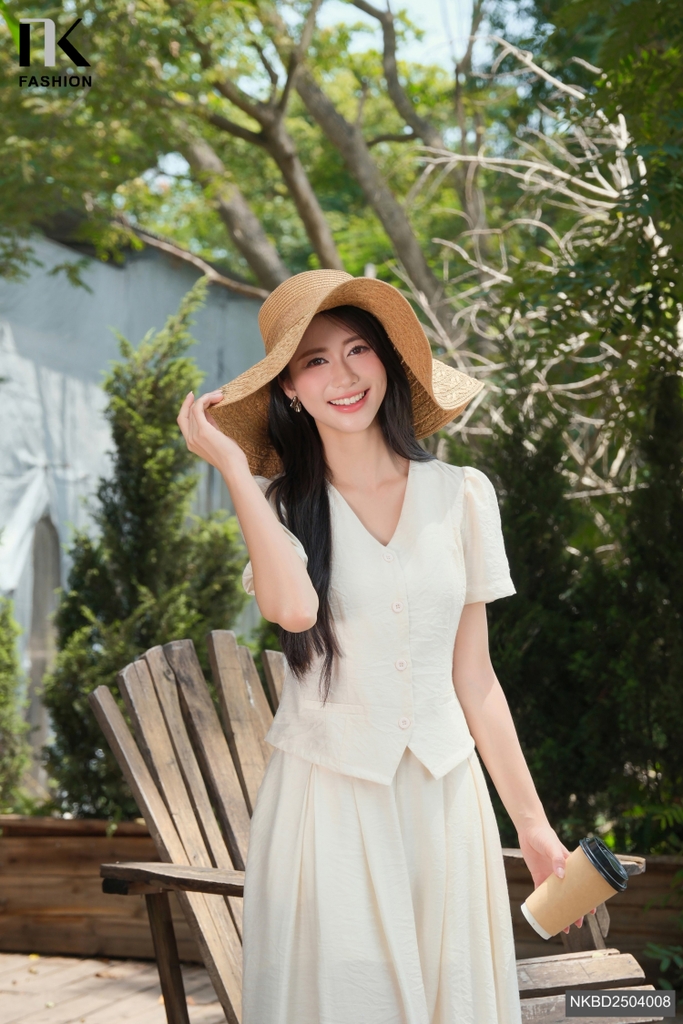 Set cổ V cúc đôi + quần váy chun sau cực sang, dễ mặc NKBD2504008