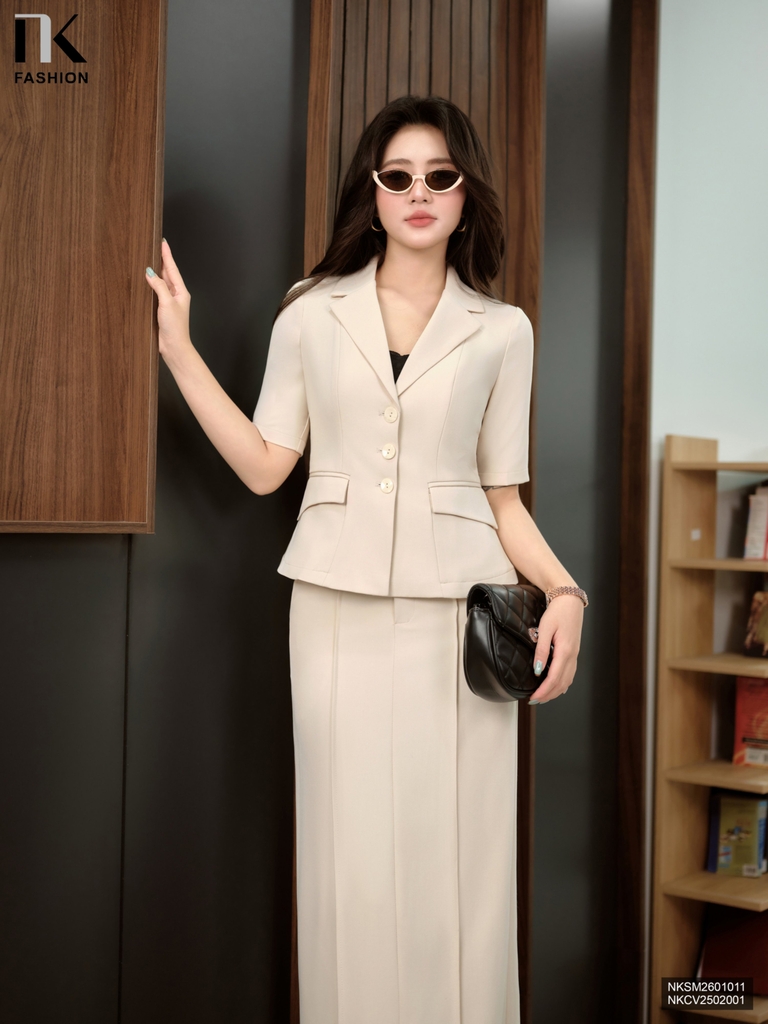 Kí giả cổ ve 3 cúc thanh lịch, gọn gàng NKSM2601011