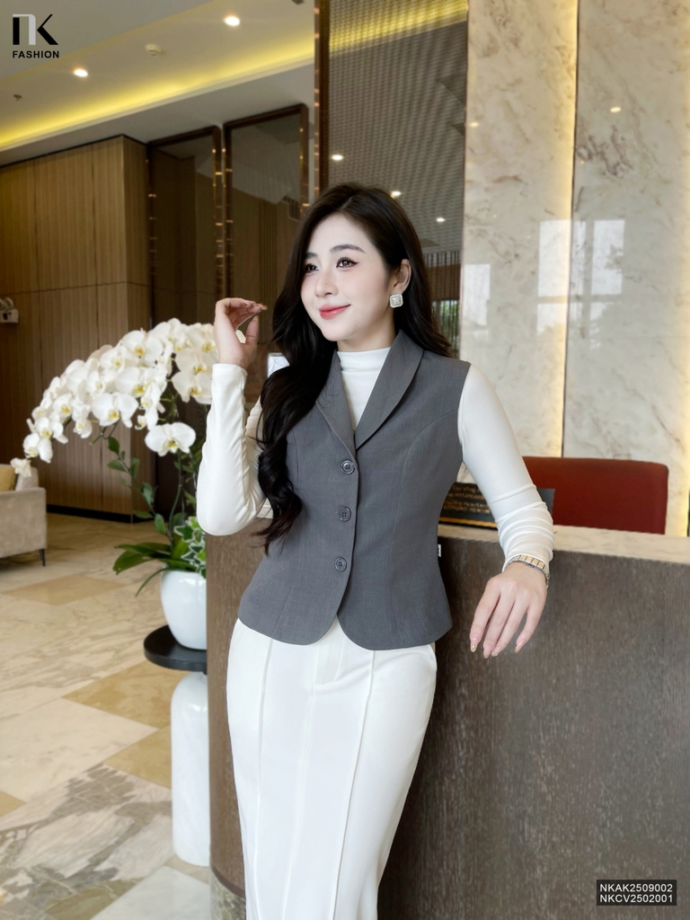 Gile 2 lớp cổ ve liền lịch sự, nhẹ nhàng NKAK2509002