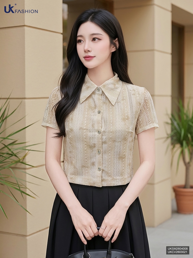 Áo ren cổ đức croptop trẻ trung xinh xắn dễ phối đồ UKSM2604008