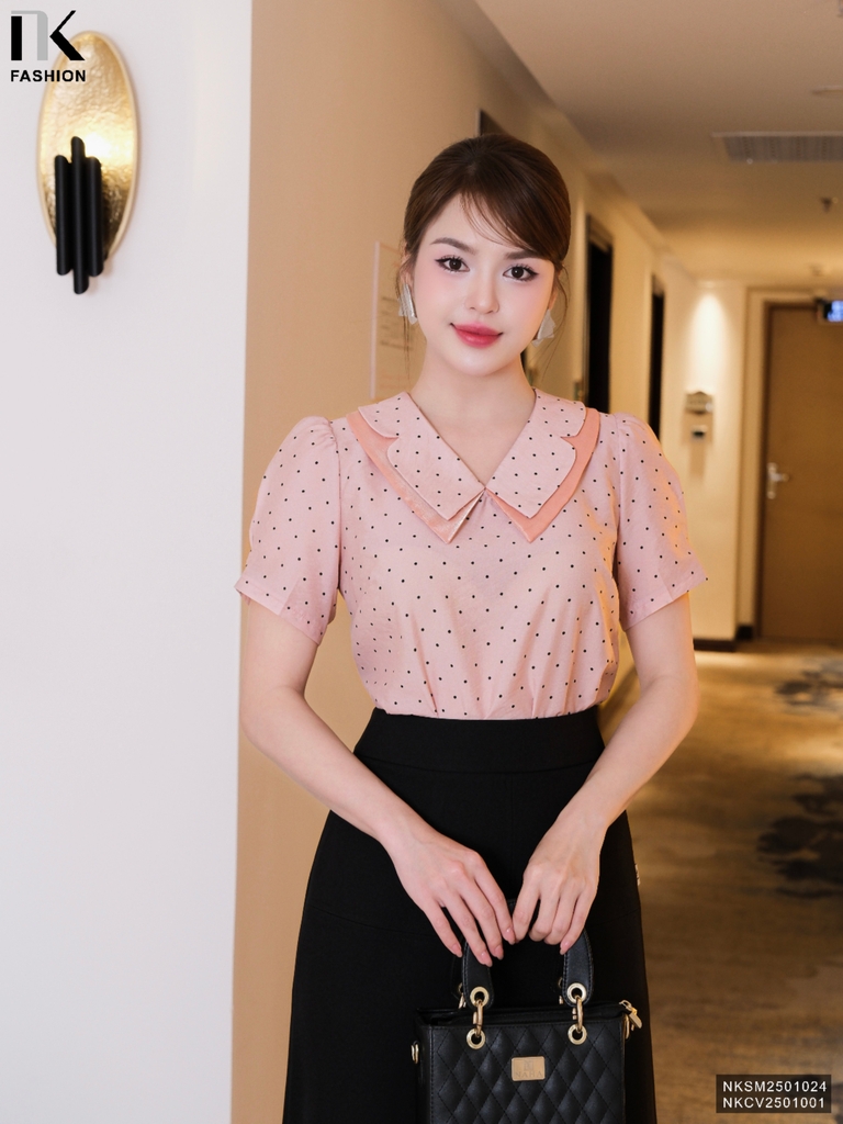 Sơ Mi Chấm Bi Phối Cổ Trẻ Trung, Thanh Lịch Chất Vải Mềm NKSM2501024