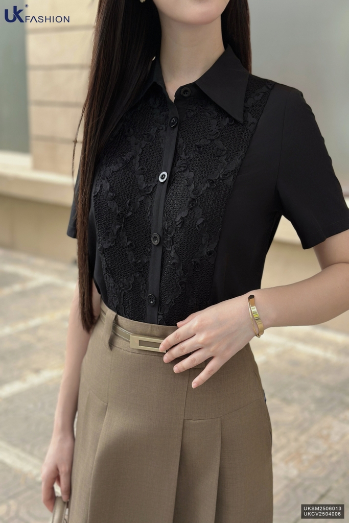 Sơ mi cổ đức phối ren siêu xinh UKSM2506013