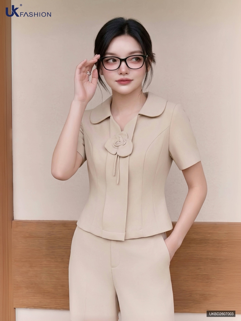 Bộ đồ sơ mi hoa lan + quần ống đứng ( Set bao gồm áo + quần ống đứng )