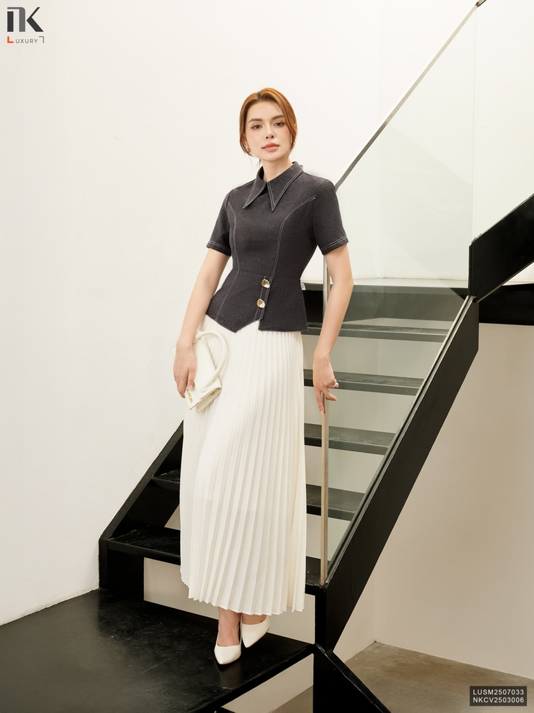 Sơ mi diễu cúc peplum pha trộn phong cách cổ điển và hiện đại LUSM2507033