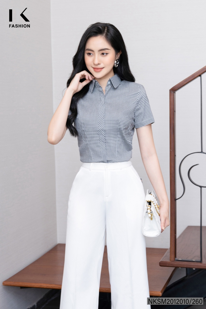 Sơ Mi Kẻ Nẹp Chéo Cộc Tay NKSM2012010