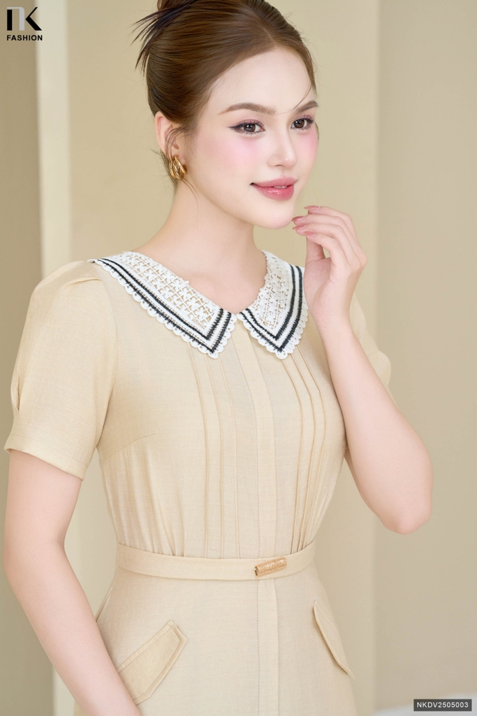 Đầm cổ ren nhún eo điệu đà NKDV2505003