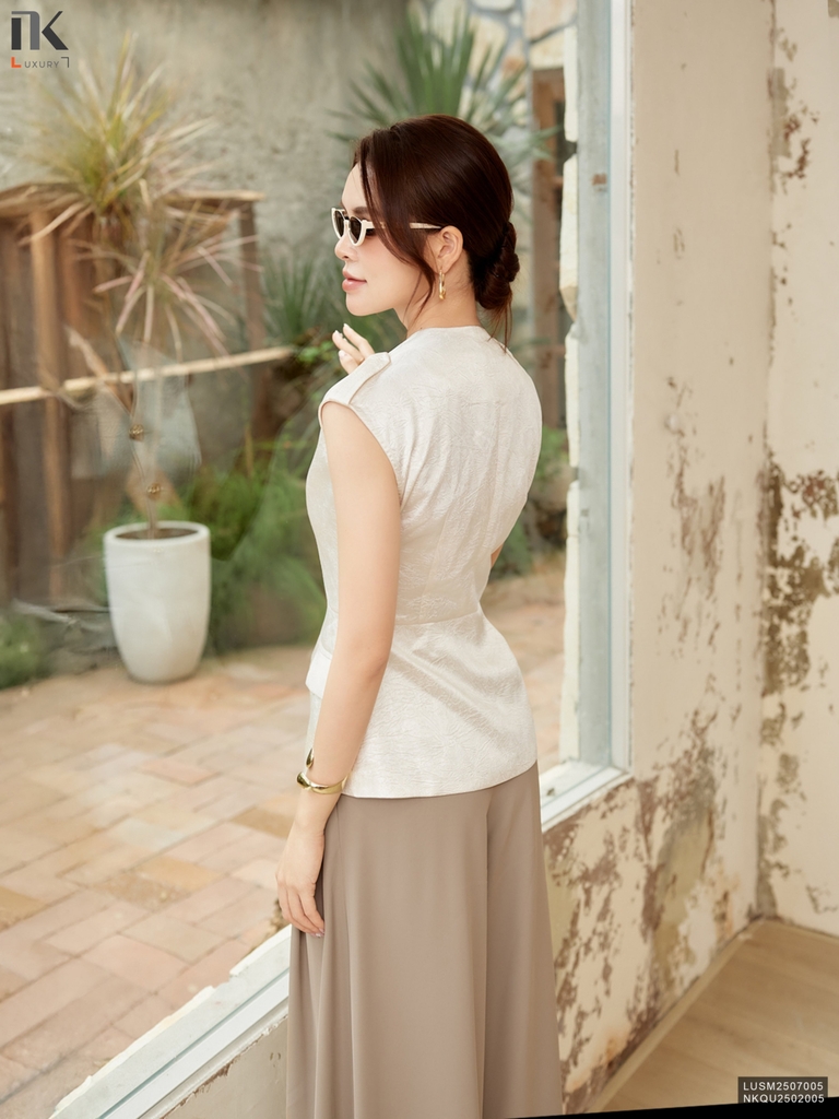 Gile peplum 2 nắp túi dáng vai chờm tôn eo, trẻ trung LUSM2507005
