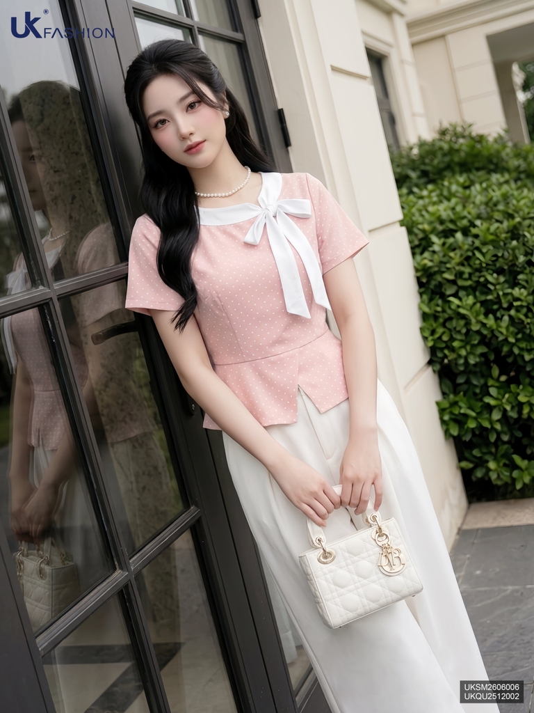 Sơ mi chấm bi nơ cổ UKSM2606006 ( Áo rời ko kèm CV/QU/PK)