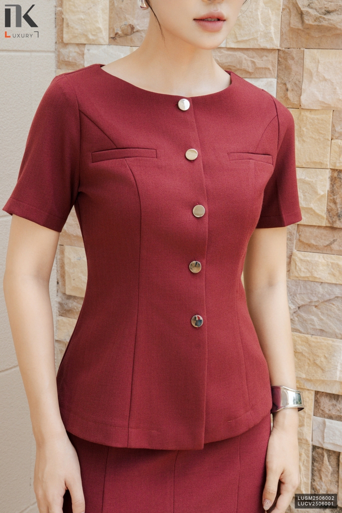 Áo kí giả cổ thuyền cơi túi sang xịn LUSM2506002 ( Ko kèm chân váy/Phụ kiện)