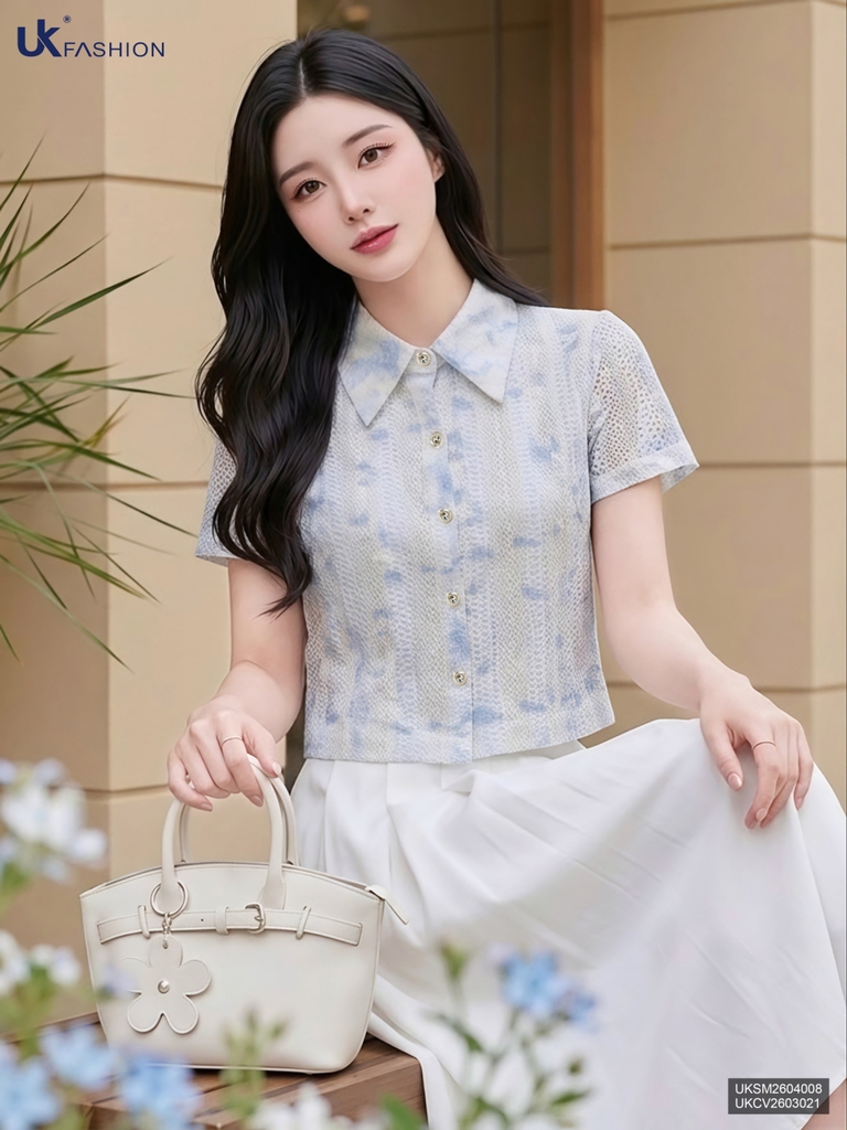 Áo ren cổ đức croptop trẻ trung xinh xắn dễ phối đồ UKSM2604008