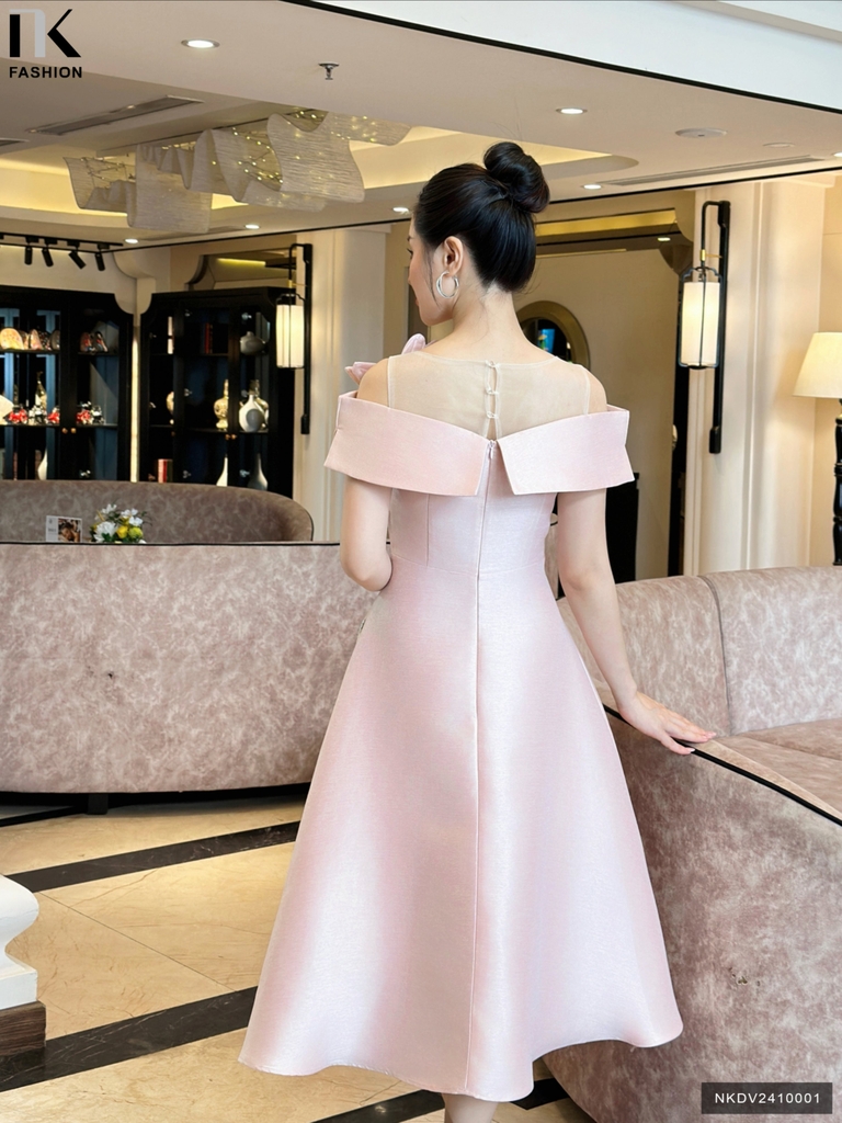 Đầm tiệc hoa hướng dương sang chảnh, tinh tế NKDV2410001