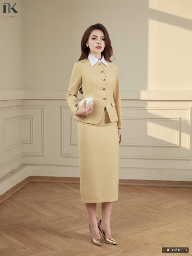 Set FIONA cực sang, dễ lên đồ LUBD25100011 (Áo khoác kèm chân váy bút chì dài)