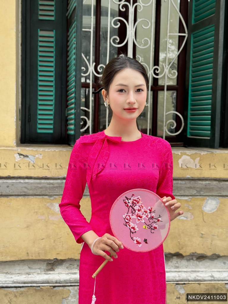 Áo dài gấm cổ tròn duyên dáng, thanh lịch NKDV2411003 ( ko kèm quần + PK)