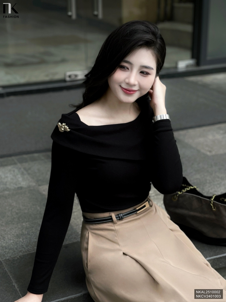 Áo len tiệc cổ chéo sang xịn, dễ mặc mọi dịp NKAL2510002