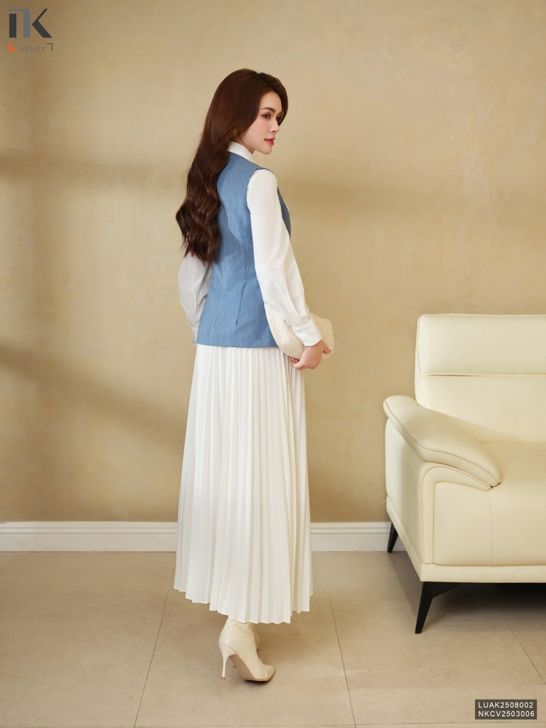 Áo ghile cổ neo 4 cúc sang chảnh LUAK2508002