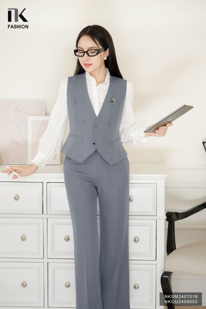 Quần Ống Đứng Basic NK FASHION Thời Trang Công Sở Sang Trọng, Thanh Lịch, Đứng Form NKQU2409002