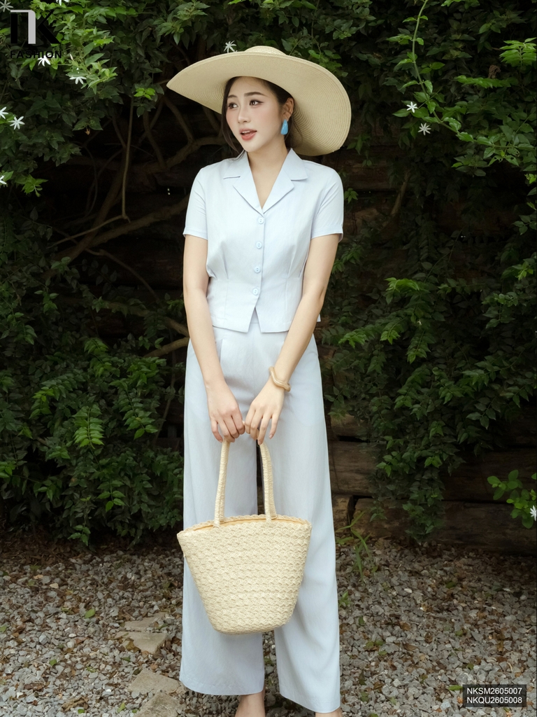 Sơ mi cổ ve súp gấu gọn gàng, xinh xắn NKSM2605007