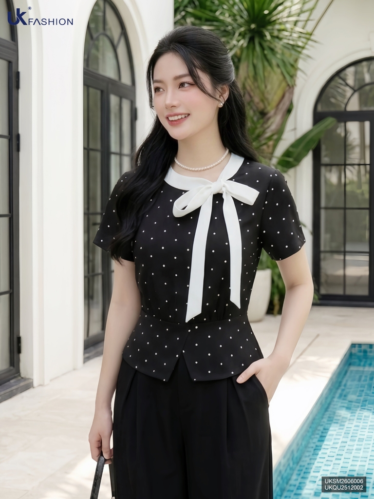 Sơ mi chấm bi nơ cổ UKSM2606006 ( Áo rời ko kèm CV/QU/PK)