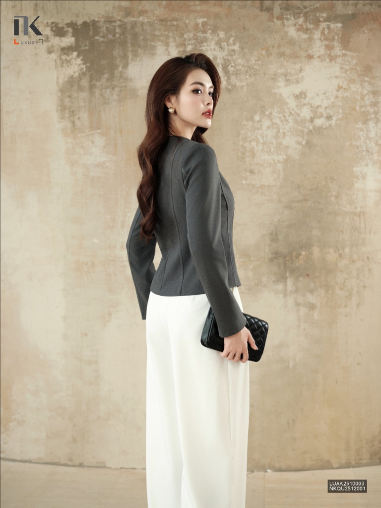 Áo khoác nữ Hera siêu kiểu cách LUAK2510003