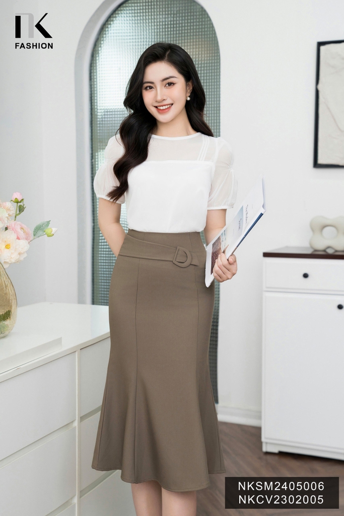 Áo Sơ Mi Tơ Nhũ Bấu Mí NK Fashion Công Sở Nữ Thanh Lịch Thời Trang Vải Mềm Mịn NKSM2405006