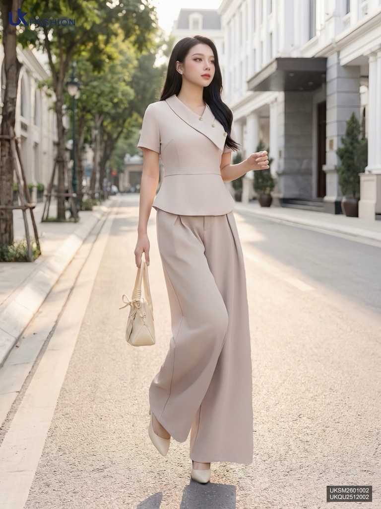 Sơ mi peplum cổ vát lệch kiểu dáng mới lạ UKSM2601002