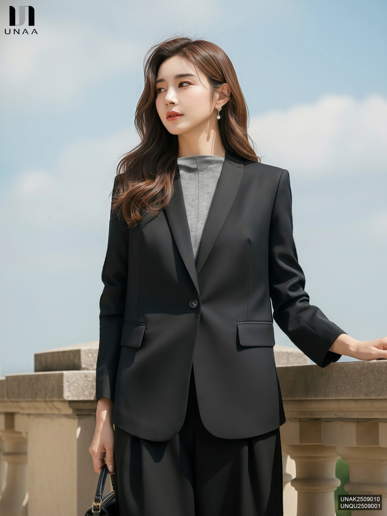 Vest cổ ve liền kiểu dáng thoải mái, siêu sang và dễ mặc UNAK2509010