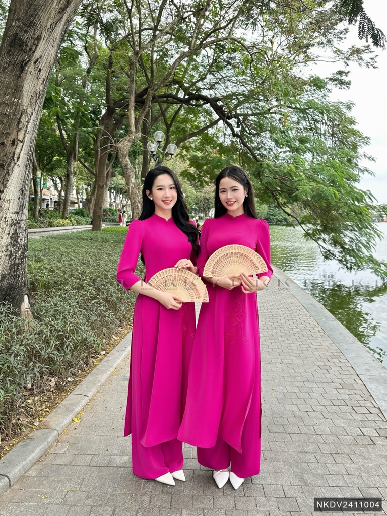 Áo dài thêu hoa sen tay bồng cao cấp, thướt tha, mang nét truyền thống phụ nữ Việt NKDV2411004 ( ko kèm quần + PK)