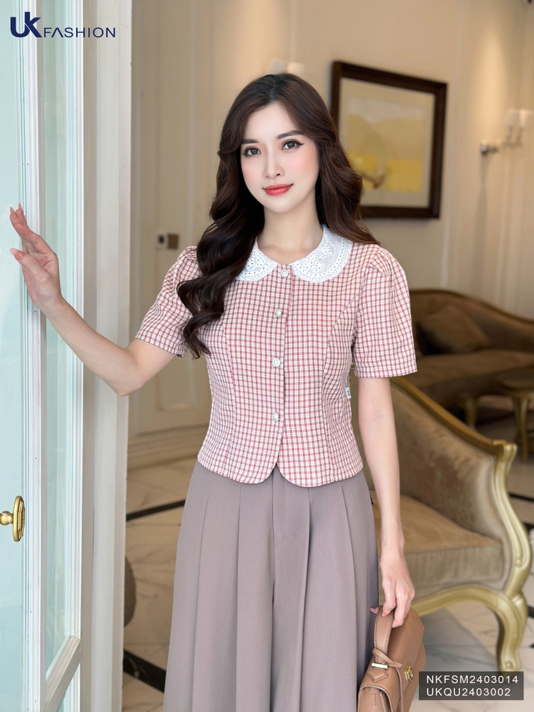 Sơ mi kẻ phối cổ ren điệu đà, nữ tính, dễ thương NKFSM2403014