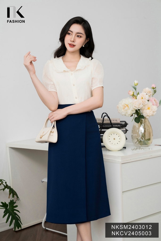 Sơ mi tơ hoa thêu cổ sen bèo NKSM2403012 đáng yêu, điệu đà, nữ tính, hợp thời trang