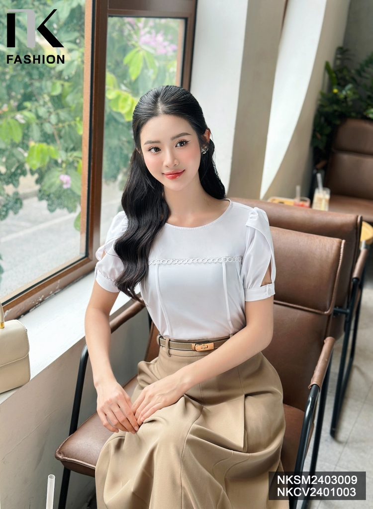 NK Fashion Sơ mi tay cánh bồng kê ren điệu đà, nữ tính, hợp thời trang NKSM2403009