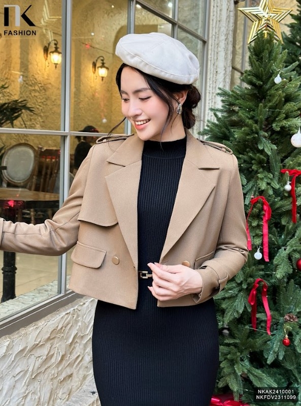 Áo Khoác Dáng Ngắn NK Fashion Công Sở Nữ Sang Trọng, Thanh Lịch Vải Mềm Mại NKAK2410001