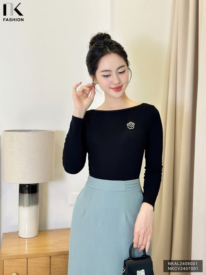Áo len dài tay cổ thuyền cổ thuyền xinh xắn NKAL2408001