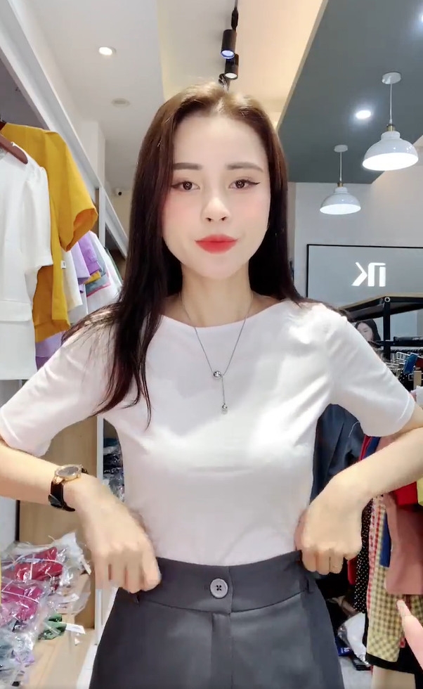 NK Fashion Áo Thun Tay Lỡ Cổ Thuyền Trẻ Trung, Thoải Mái NKAT2403004