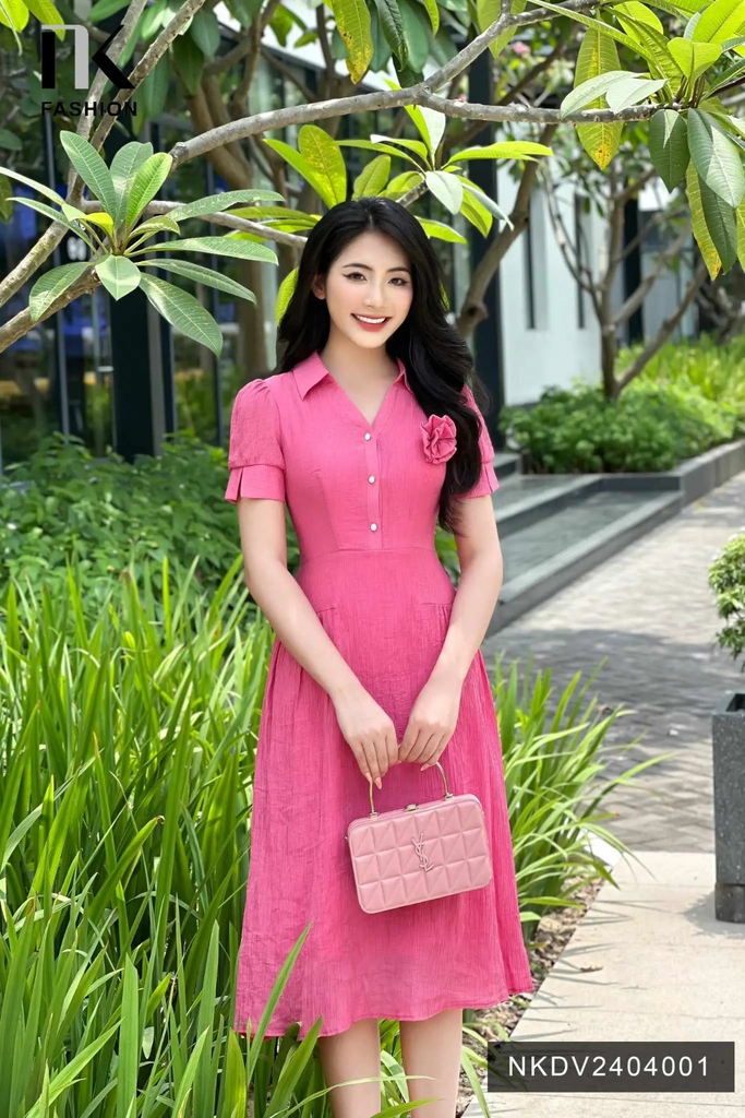 Đầm cổ đức hoa ngực NKDV2404001 nữ tính nhẹ nhàng, hợp thời trang nữ