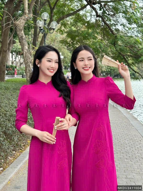 Áo dài thêu hoa sen tay bồng cao cấp, thướt tha, mang nét truyền thống phụ nữ Việt NKDV2411004 ( ko kèm quần + PK)