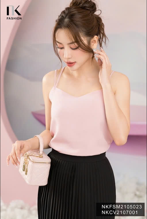Áo 2 Dây Đan Chéo Quyến Rũ, Cuốn Hút NKFSM2105023